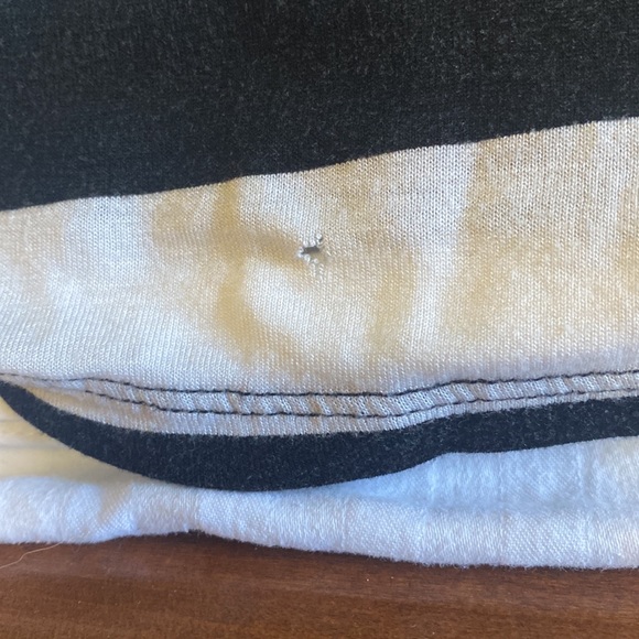 Black and white stripped racer back tank top. Kirra size small - Picture 4 of 5